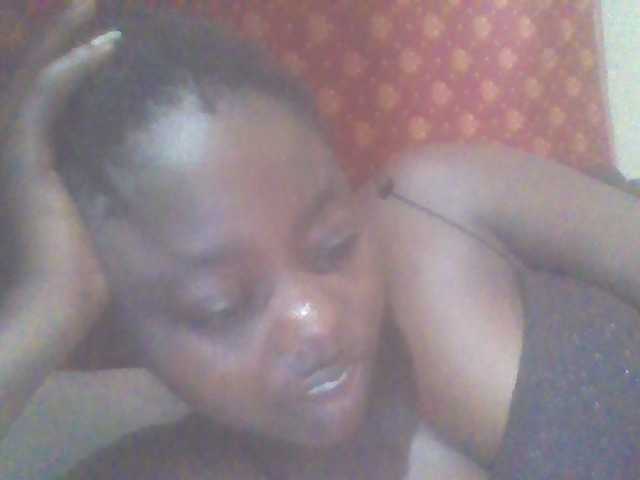 PrettyG's BongaCams show and profile