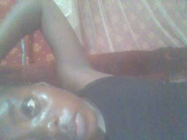 PrettyG's BongaCams show and profile