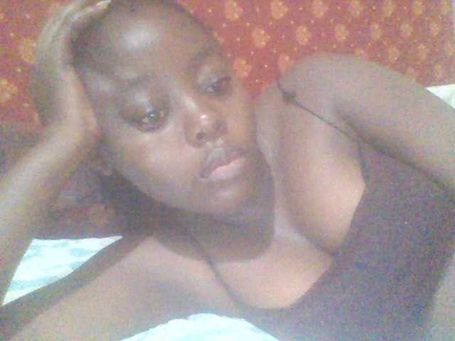 PrettyG's BongaCams show and profile