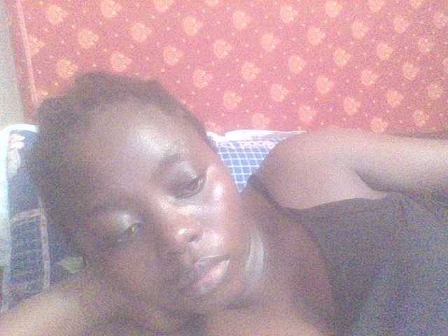 PrettyG's BongaCams show and profile