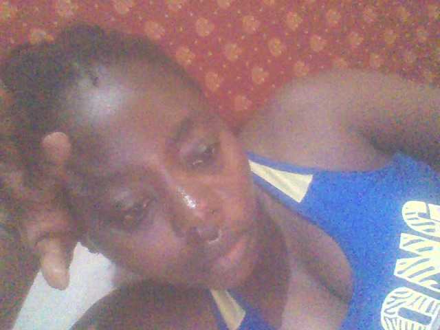 PrettyG's BongaCams show and profile