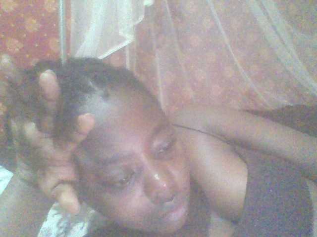 PrettyG's BongaCams show and profile