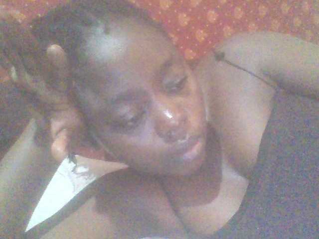 PrettyG's BongaCams show and profile