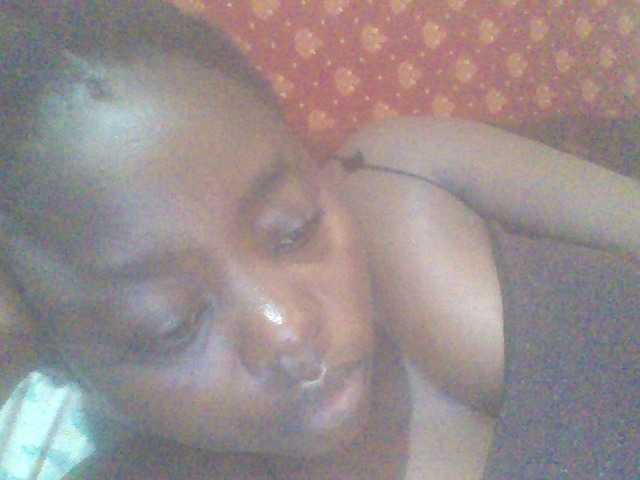 PrettyG's BongaCams show and profile