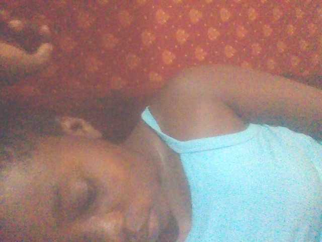 PrettyG's BongaCams show and profile