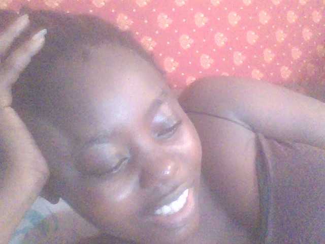 PrettyG's BongaCams show and profile