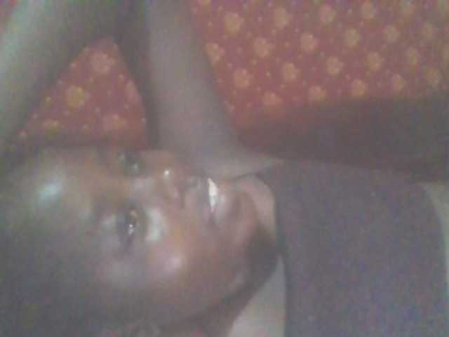 PrettyG's BongaCams show and profile