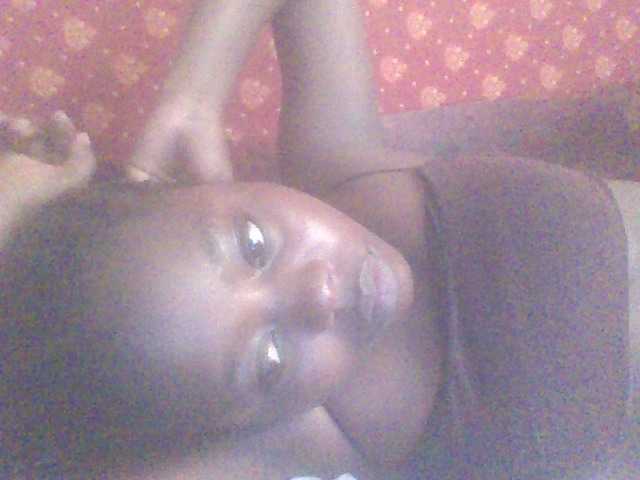 PrettyG's BongaCams show and profile