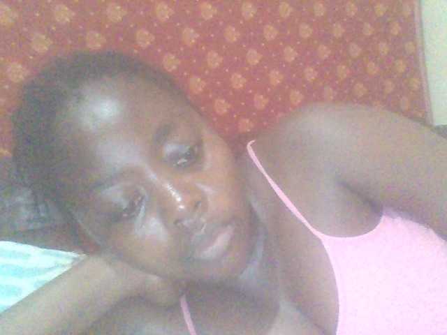 PrettyG's BongaCams show and profile