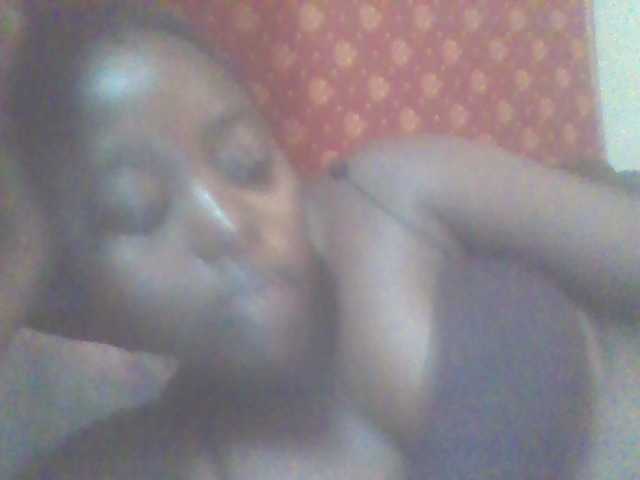 PrettyG's BongaCams show and profile