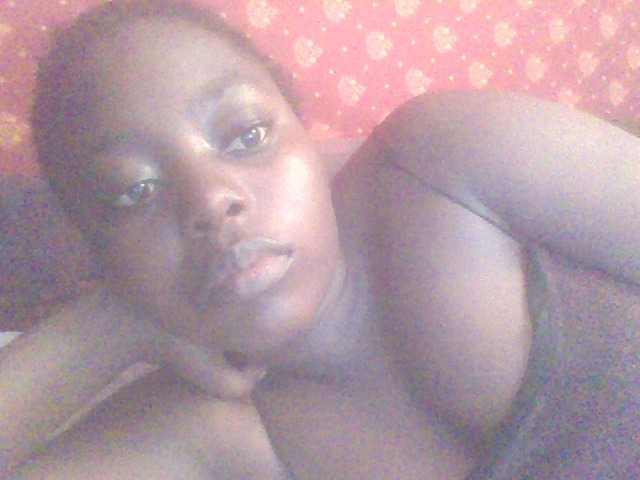 PrettyG's BongaCams show and profile