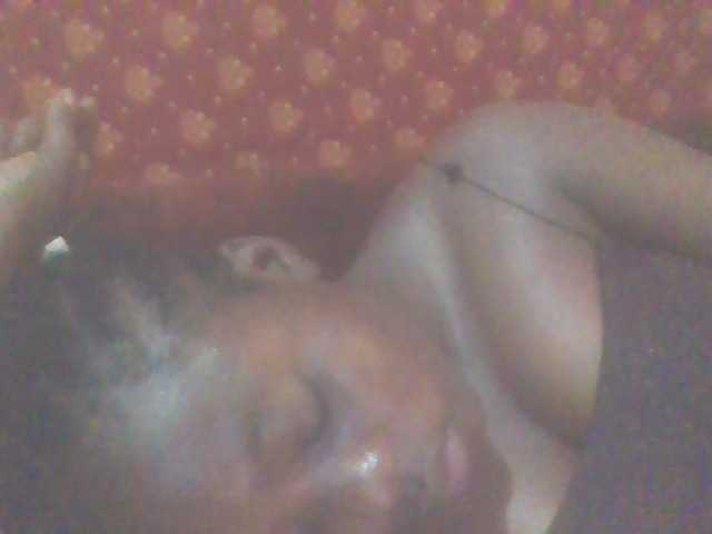 PrettyG live cam profile