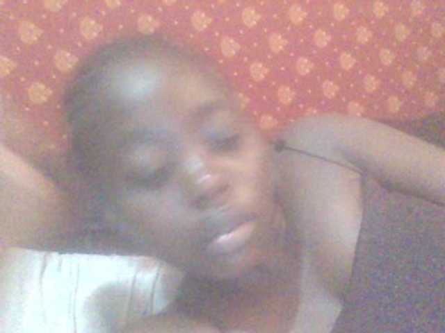 PrettyG's BongaCams show and profile