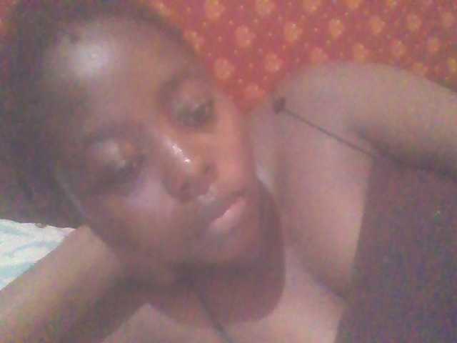 PrettyG's BongaCams show and profile