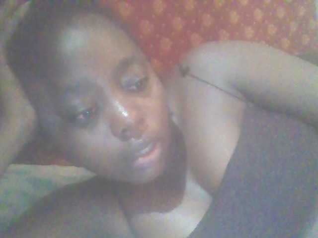 PrettyG's BongaCams show and profile