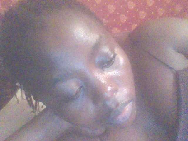 PrettyG's BongaCams show and profile