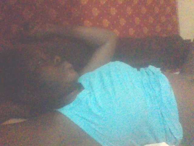 PrettyG's BongaCams show and profile