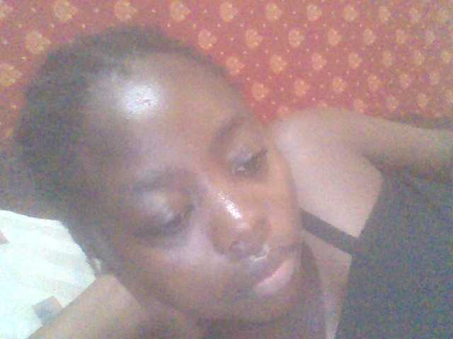 PrettyG's BongaCams show and profile