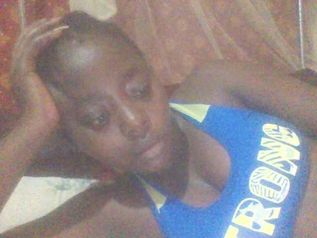 PrettyG's BongaCams show and profile