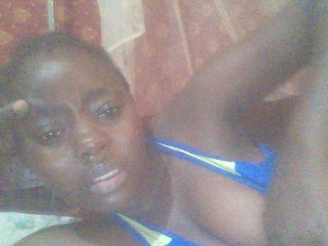 PrettyG's BongaCams show and profile