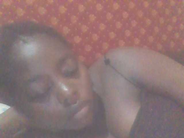 PrettyG's BongaCams show and profile