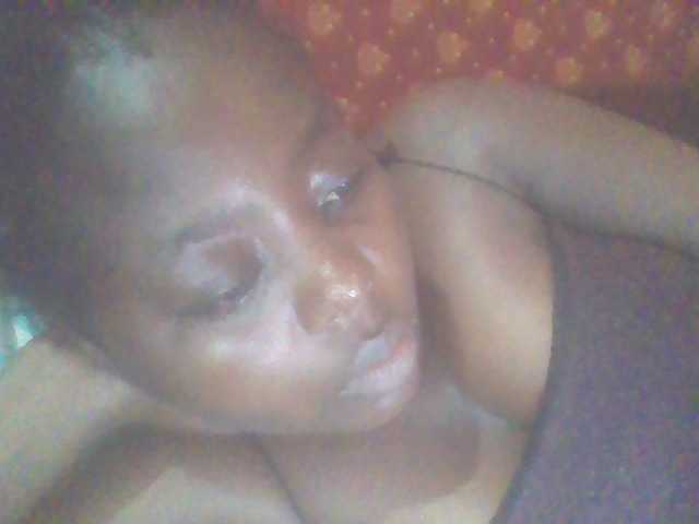 PrettyG's BongaCams show and profile