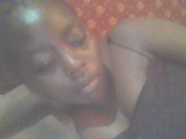 PrettyG's BongaCams show and profile