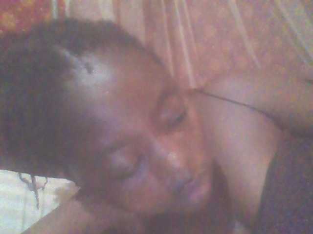 PrettyG's BongaCams show and profile