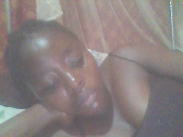 PrettyG's BongaCams show and profile