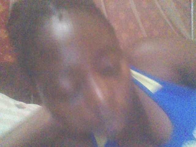 PrettyG's BongaCams show and profile