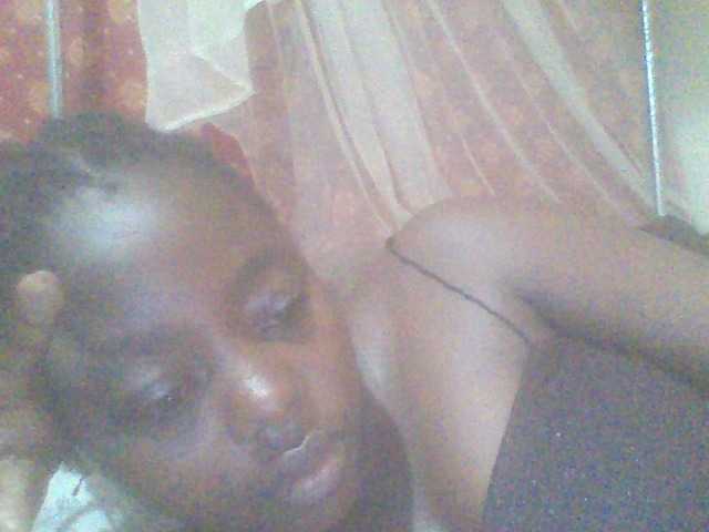 PrettyG's BongaCams show and profile