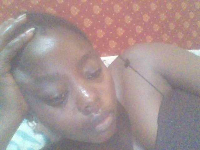 PrettyG's BongaCams show and profile