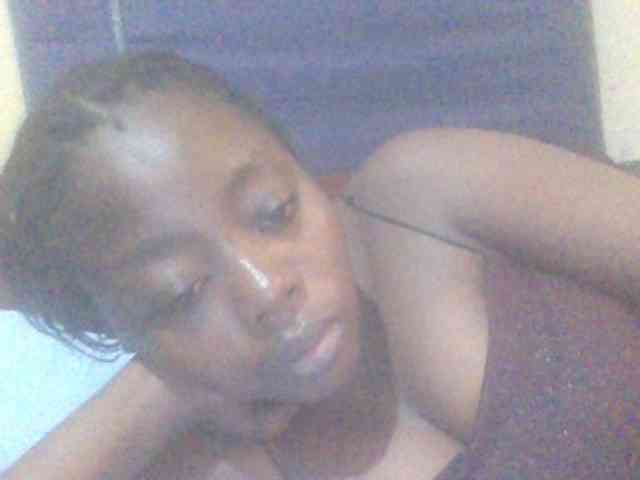 naked webcam PrettyG