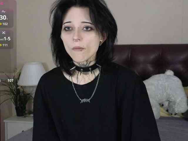 NeyaLette96 webcam