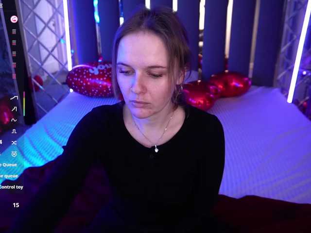 MaribelRiver's BongaCams show and profile