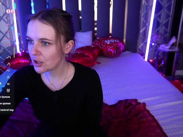 MaribelRiver's BongaCams show and profile