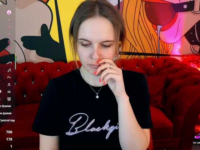 MaribelRiver's BongaCams show and profile