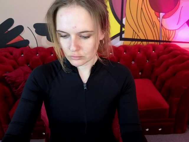 MaribelRiver's BongaCams show and profile