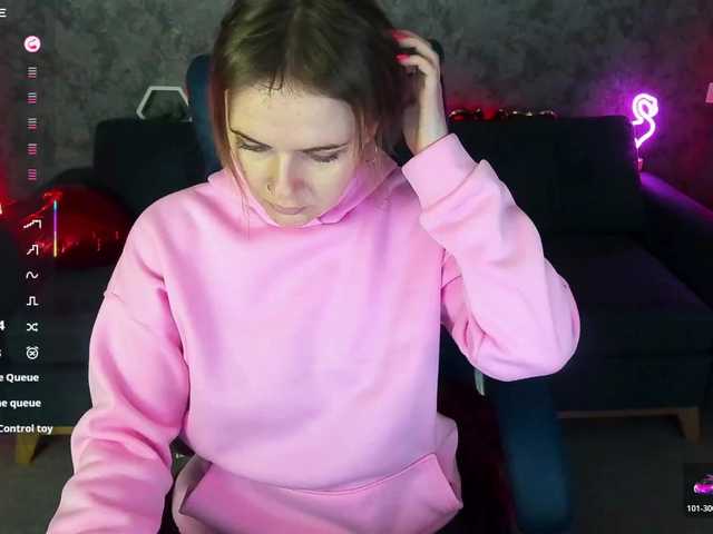 MaribelRiver's BongaCams show and profile