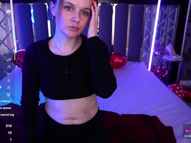 MaribelRiver's BongaCams show and profile