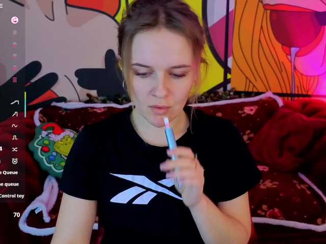 MaribelRiver's BongaCams show and profile