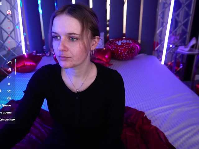 MaribelRiver's BongaCams show and profile