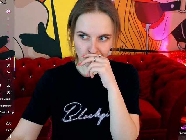 MaribelRiver's BongaCams show and profile