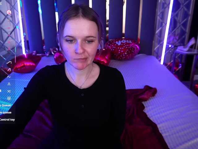 MaribelRiver's BongaCams show and profile