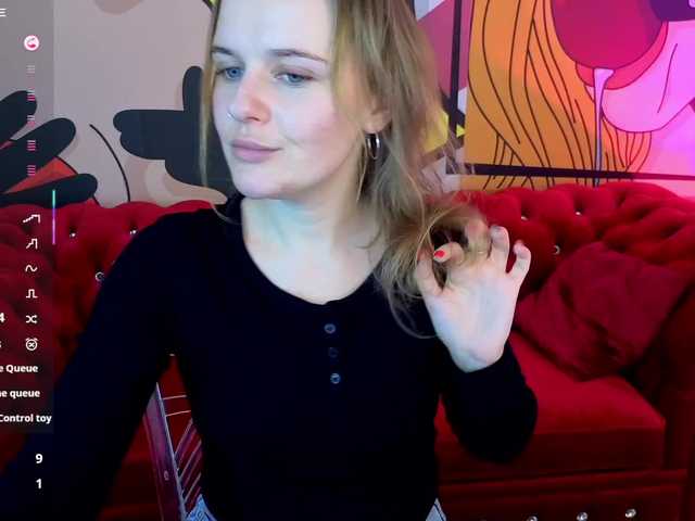 MaribelRiver's BongaCams show and profile