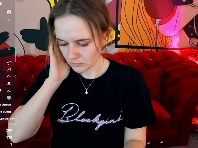 MaribelRiver's BongaCams show and profile