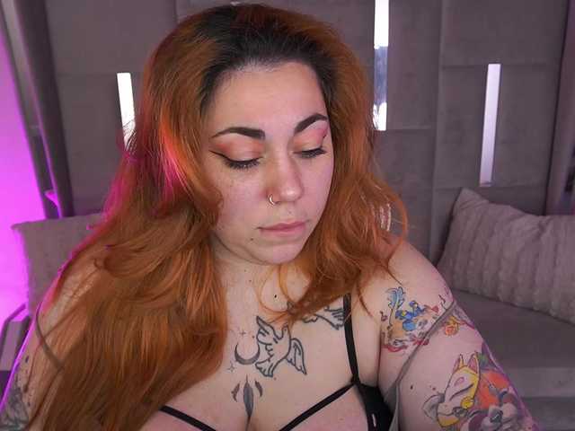 AmazonkaStarrr Live Cam on BongaCams and RICams