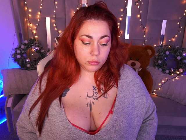 AmazonkaStarrr's BongaCams show and profile