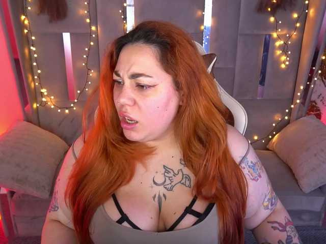 AmazonkaStarrr's BongaCams show and profile