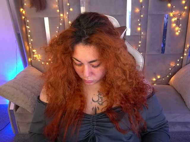 AmazonkaStarrr's BongaCams show and profile